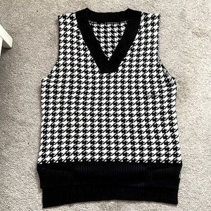NWT Oversized Sweater Vest